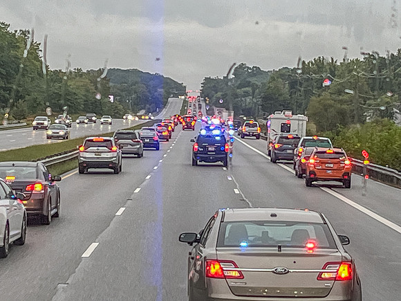 NBP_Oct24_4 motorcade-10